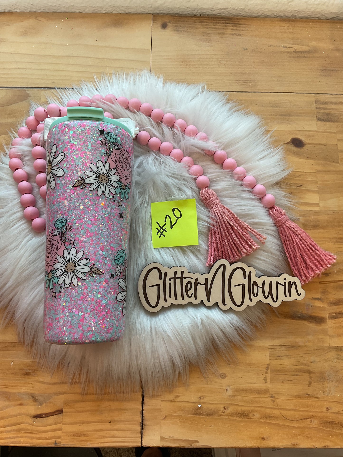 20. 25oz Slim tapered with Mint Flipstraw lid – Seabreeze w/ floral decal