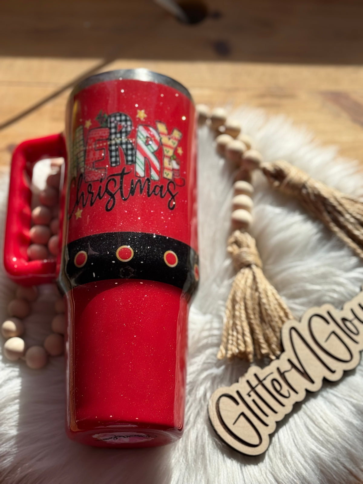 30. 40oz Santa cup