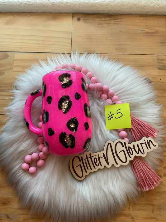 5. 16 oz Coffee mug – Hot pink w/ leopard spots