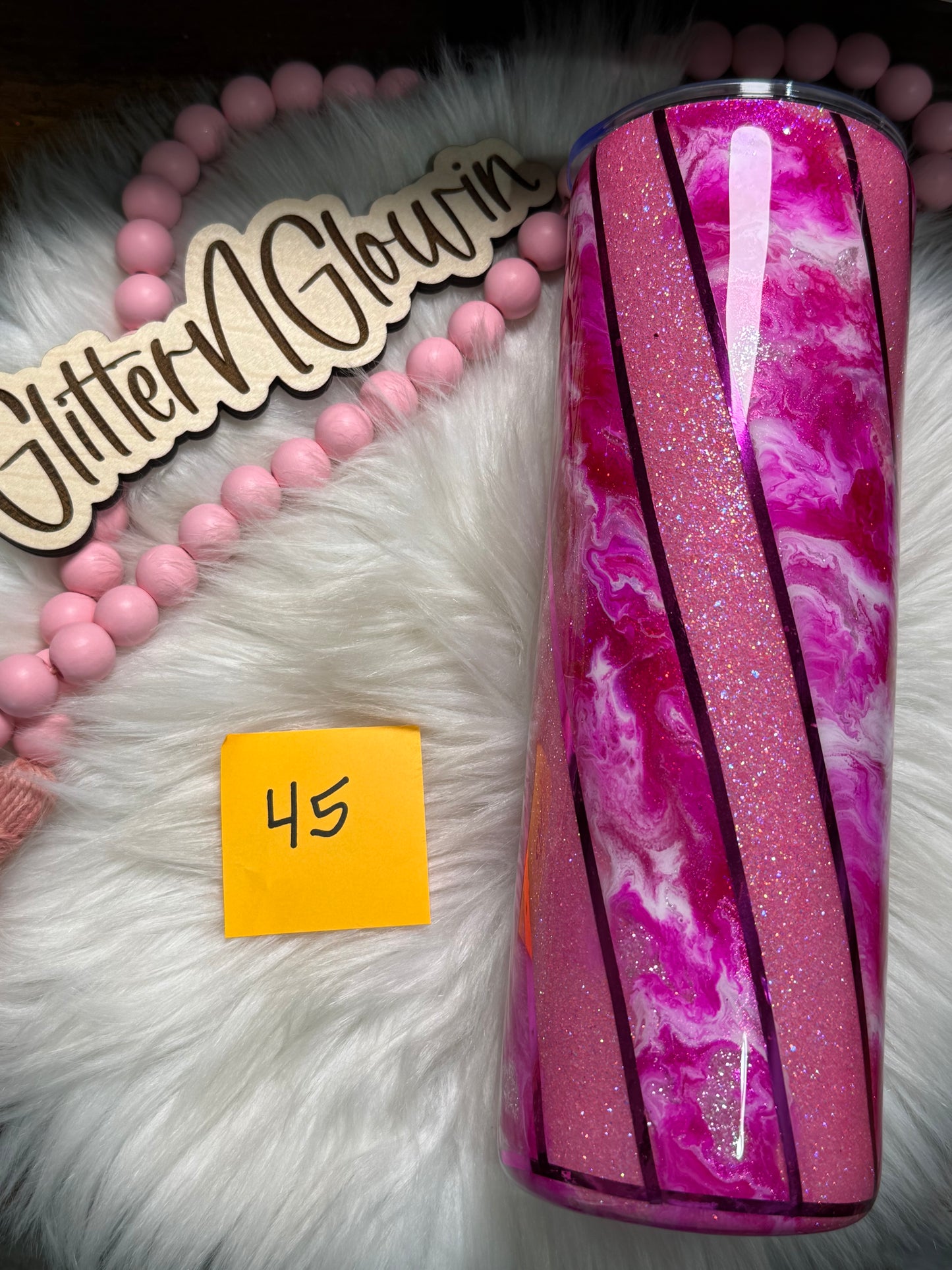 45. 30 oz Skinny – Twisted Chaos (Britney Pink)
