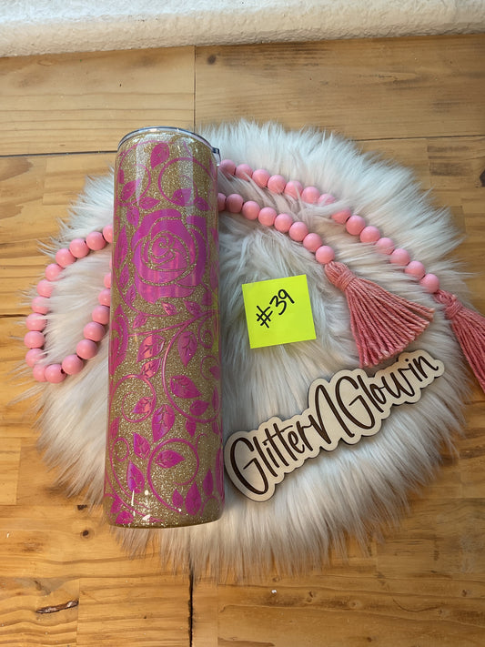 39. 32oz Tipsy – Gold w/ pink roses UV DTF