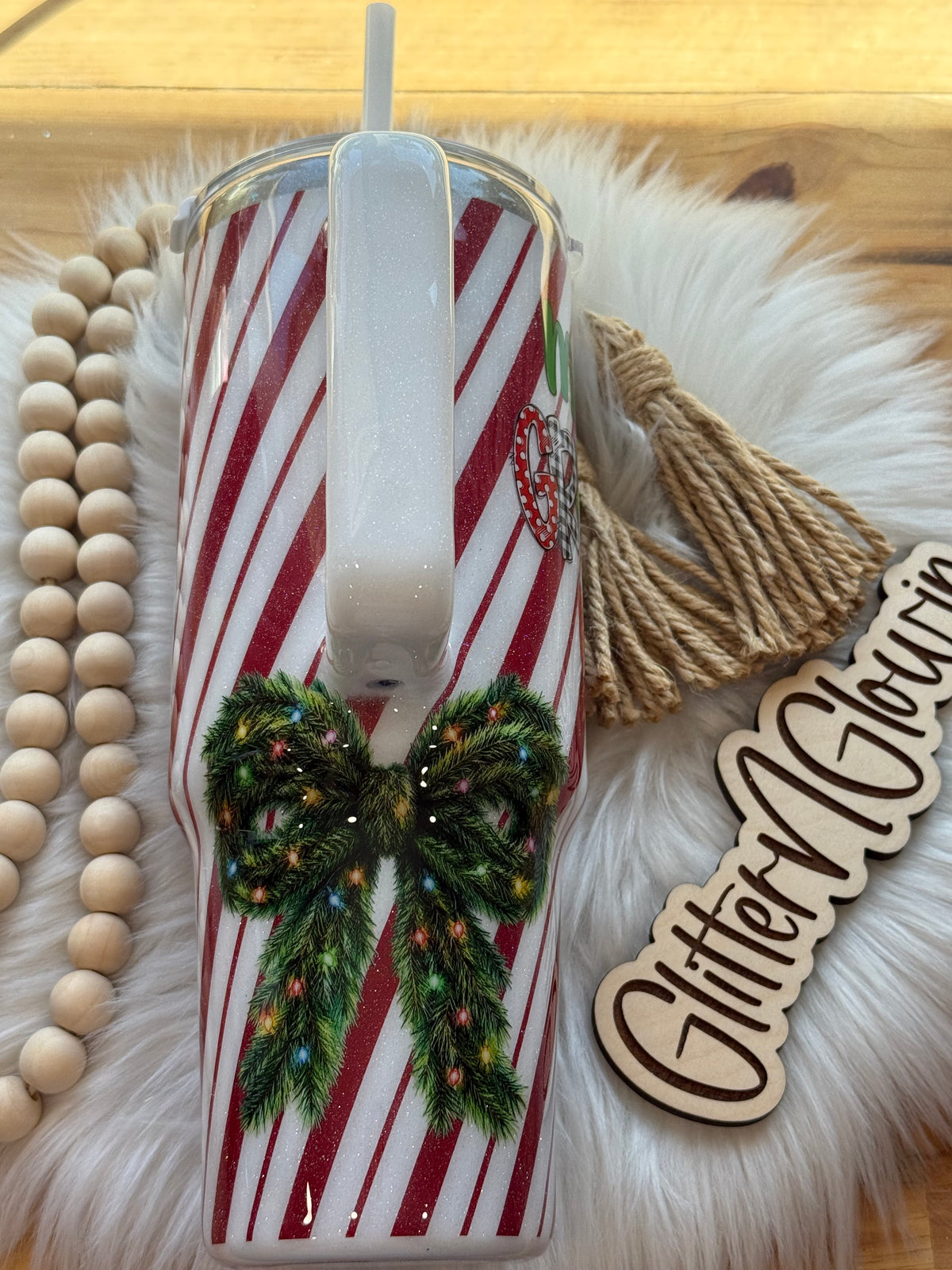 18. 40oz Christmas candy cane w/gninch