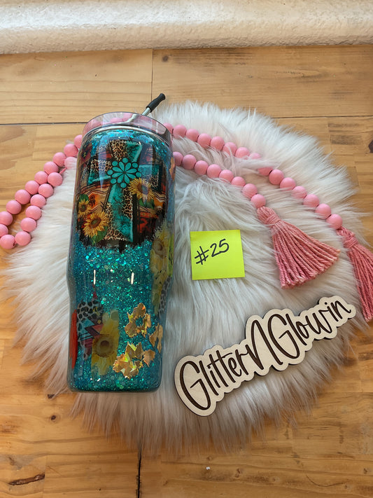 25. 30oz Clipmate – Seaglass w/ cross & foils
