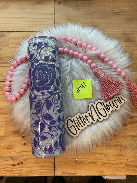 41. 32oz Tipsy Plump – Tooled Roses w/ candlelight