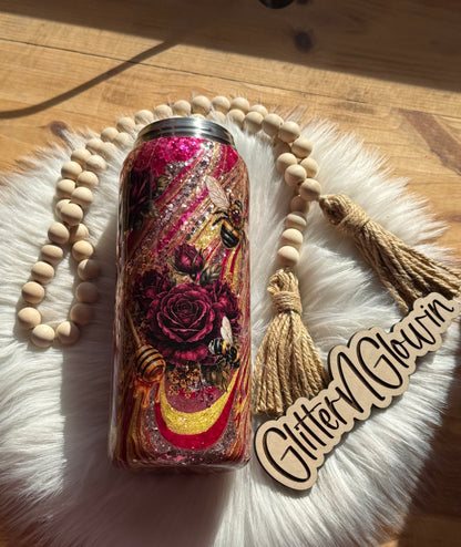 12. 32oz Hydro bottle -Bashful Glitter HydroDip w/bees & flowers
